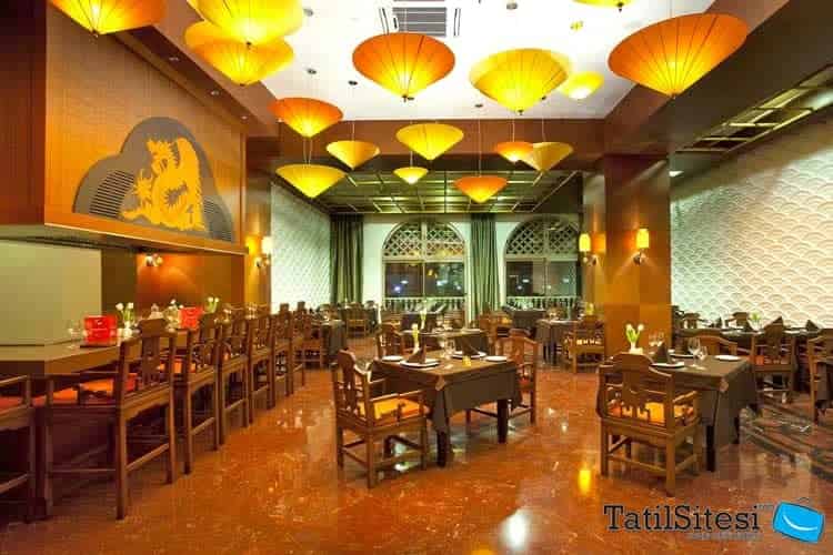 Royal Holiday Palace